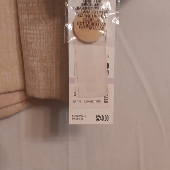 Kasper Elegant Cream Blazer and Skirt Set Size 6 - Picture 3 of 9